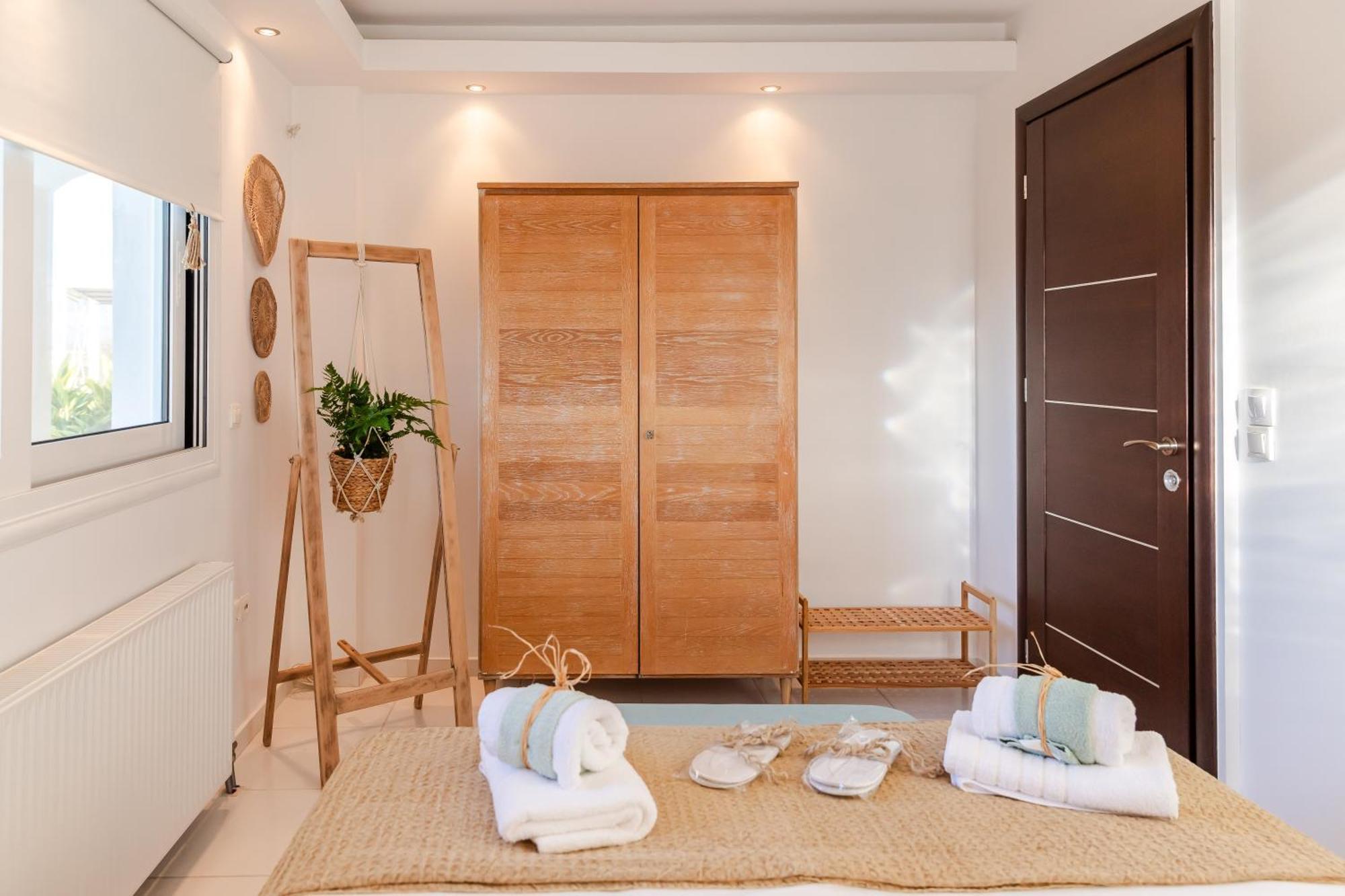 Mary'S Home Nea Artaki Bagian luar foto